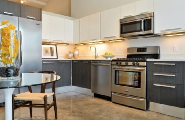 1148 West Randolph st. - 1148 West Randolph Street, Chicago, IL 60607