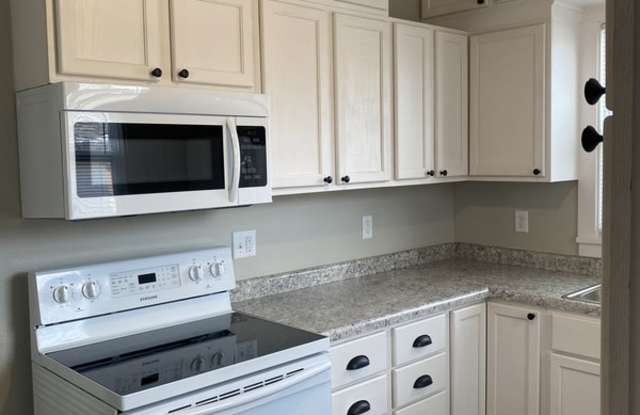 201 W Jefferson St photos photos