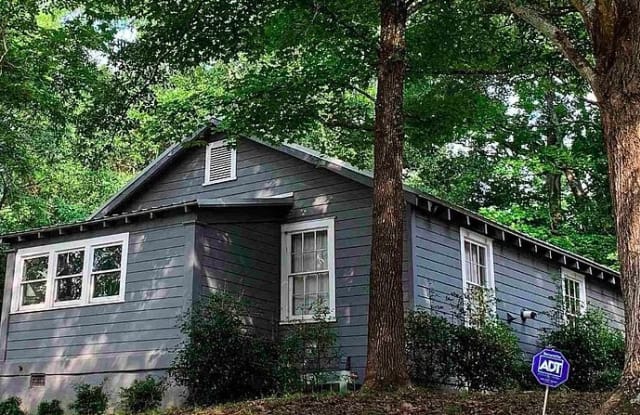2176 So Lumpkin St. Gallery 1
