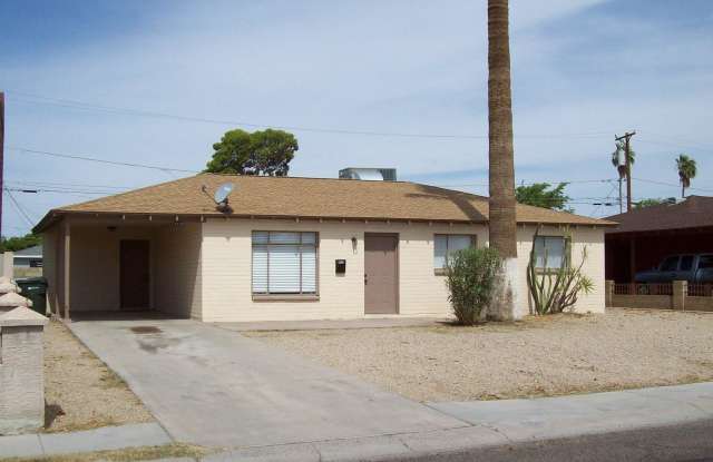 4430 N 49TH Avenue Gallery 2