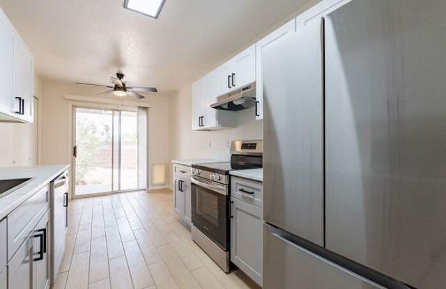 9746 East Sascha Street Gallery 2