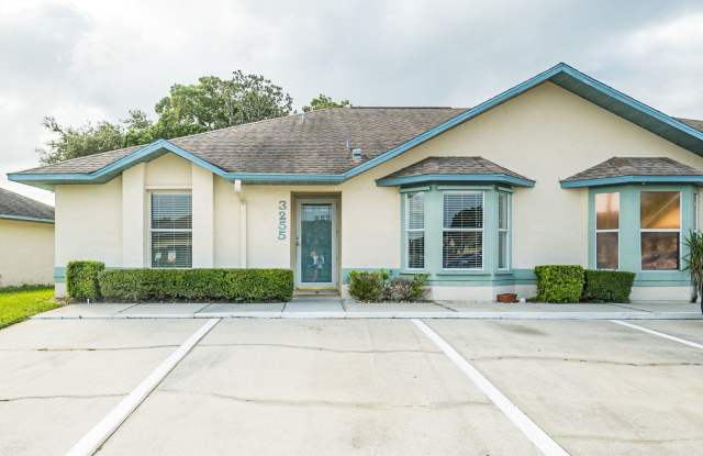 MOVE IN SPECIAL-3/2 Villa located in Canoe Creek Villas in St. Cloud photos photos