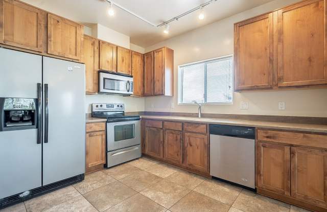 638-642 E. Lester St. ( 638-1, 638-2, 640-1, 640-2, 642-1, 642-2 ) Gallery 4