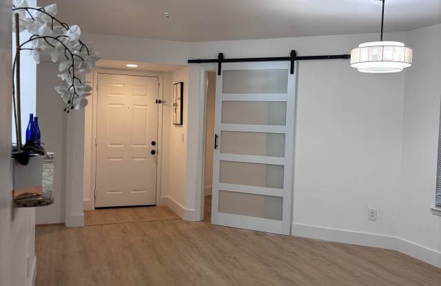 486 S Pin Oak Pl Gallery 2