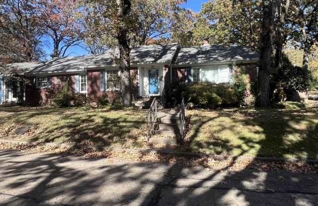 5200 G St photos photos