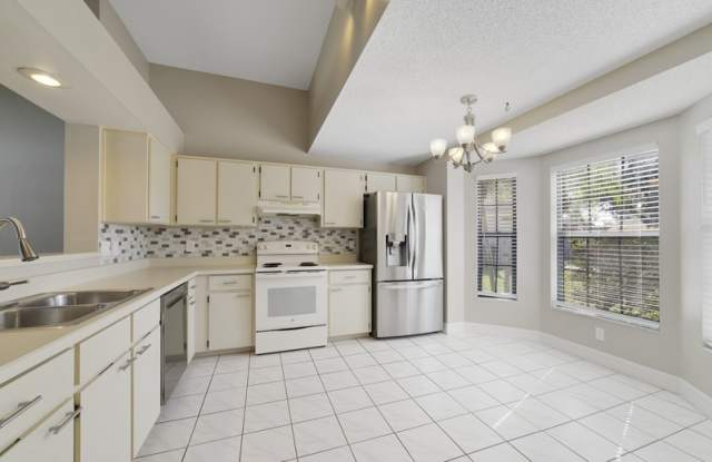 11904 Desmar Ct Gallery 2