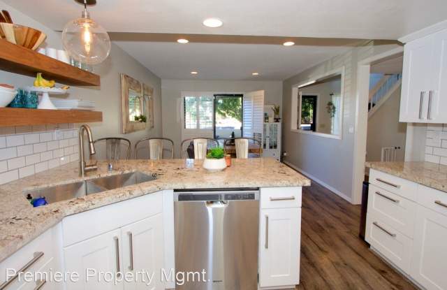 6838 Pear Tree Gallery 3