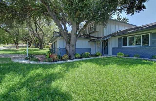 6605 Dakar Road W Gallery 2