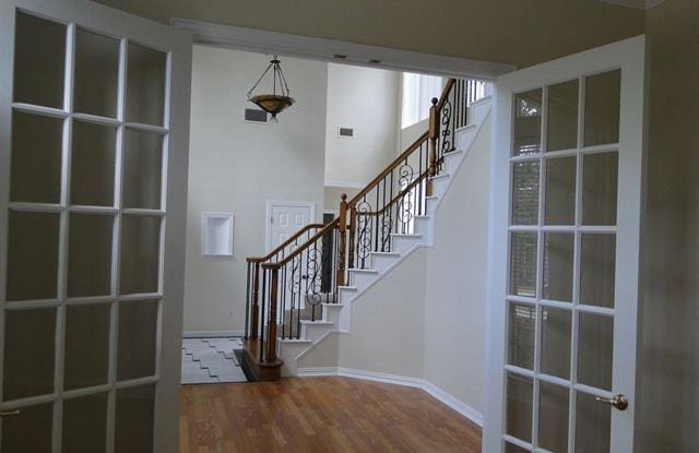 4308 Knollview Drive Gallery 4