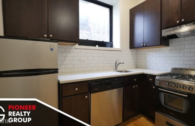 730 W Cornelia Ave 203 - 730 West Cornelia Avenue, Chicago, IL 60657