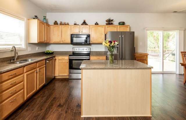13840 Barnett Place Gallery 2
