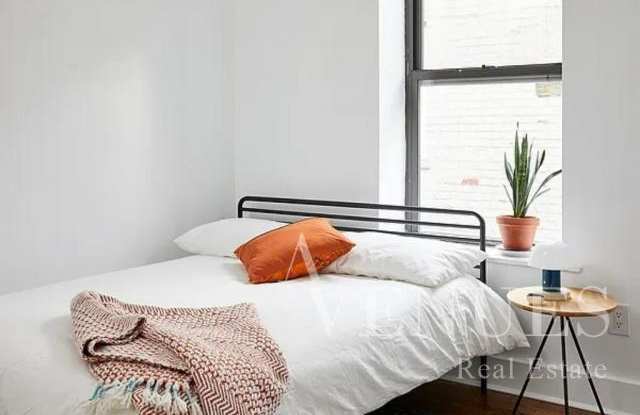 1610 Nostrand Avenue Gallery 4