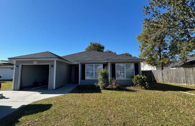 Charming 3BR /2BA Home with many upgrades in North Charleston - 5070 Westview Street, North Charleston, SC 29418