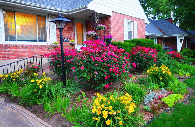 Bel-Nor area - 2932 Delavan Drive, Bel-Nor, MO 63121