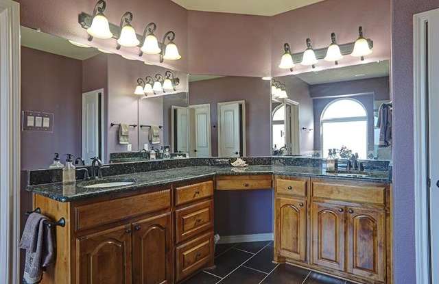 11895 Masters Lane Gallery 3