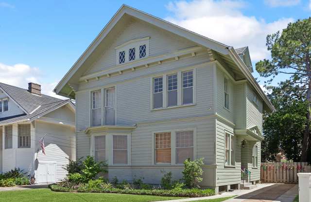 1215 Pine St photos photos