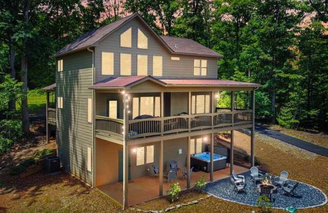 196 Grayson Point Gallery 1