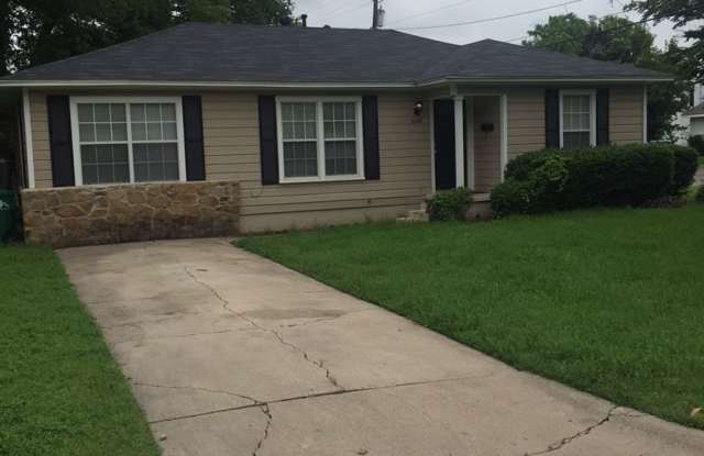 600 Westway St - 600 Westway Street, Denton, TX 76201