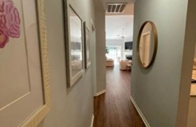 Beautiful Mount Pleasant Home for Rent! Gallery 4