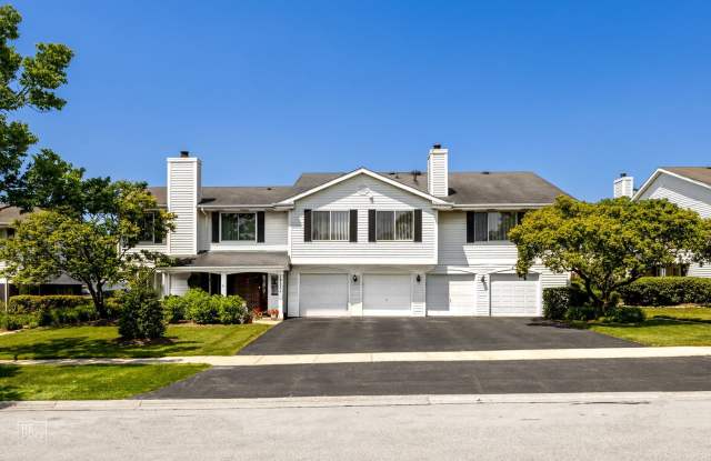 7922 KNOTTINGHAM Circle - 7922 Knottingham Circle, Darien, IL 60561