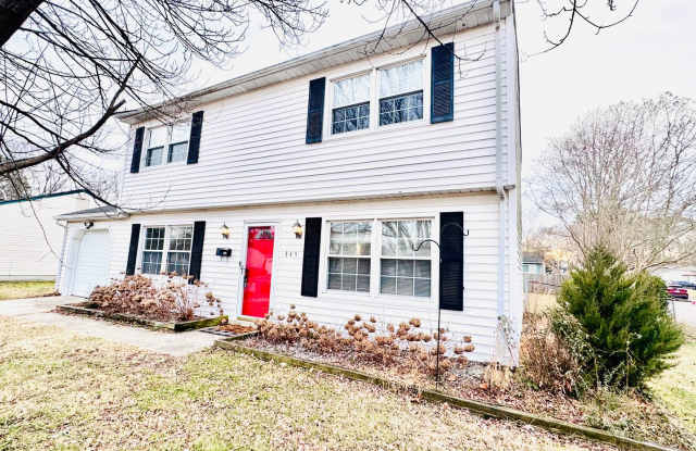 Spacious 5-bedroom home situated on a desirable corner lot! photos photos