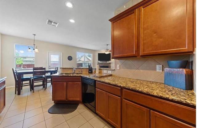 1701 Twin Hills Way Gallery 3