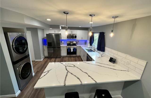 3932 Vinceton St photos photos