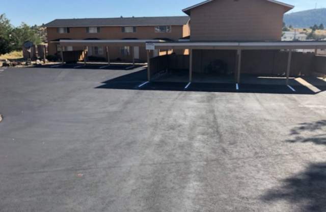 Middle unit in 8-plex complex photos photos