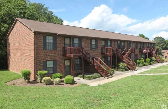 August Specials: $700 OFF select 1 Bedroom Apartments! **** Gallery 1