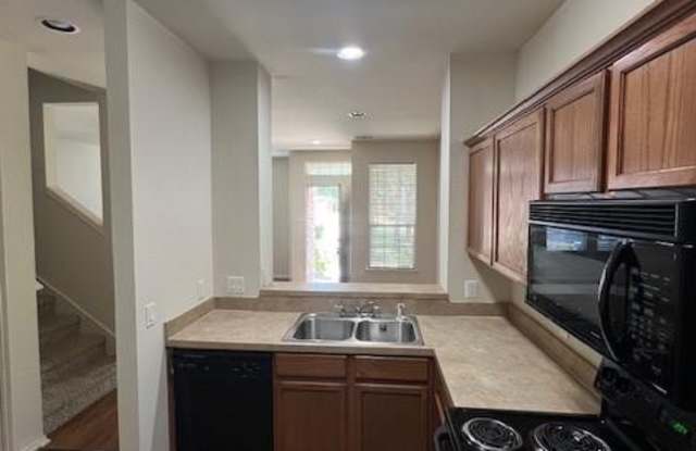 2210 Canterbury Park Drive Gallery 3