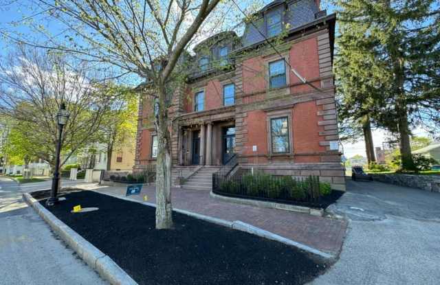132 Middle Street photos photos