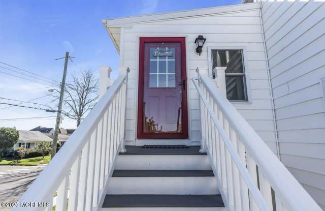 101 Saint Louis Avenue Gallery 3