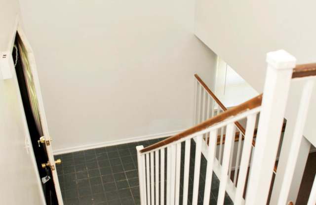 6295 BLUE DART PLACE Gallery 3