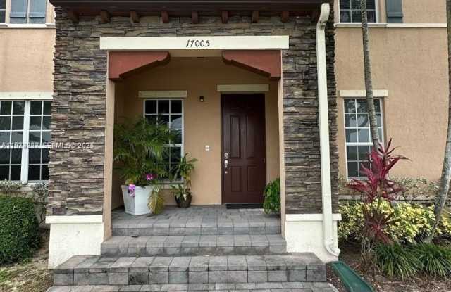 17005 SW 96th St photos photos