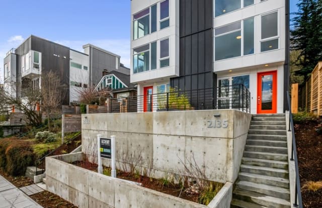 2135 Dexter Avenue North - 2135 Dexter Ave N, Seattle, WA 98109