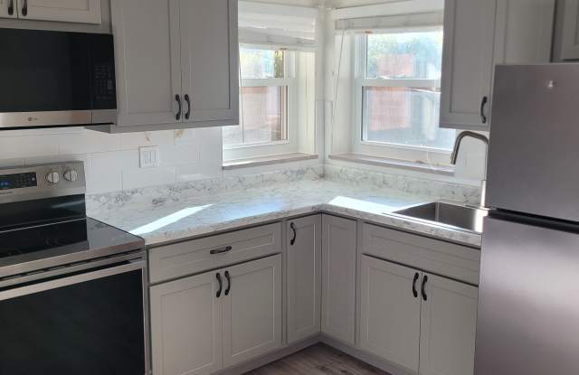 4948 Oleatha Avenue photos photos