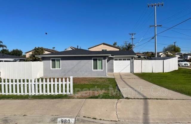 980 Ebony Avenue photos photos