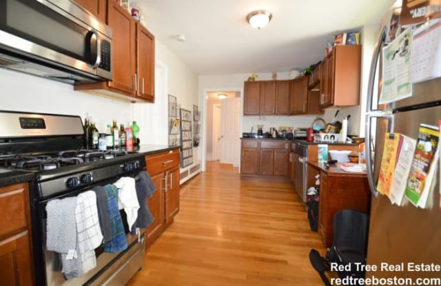 678-680 Bennington St. - 678 Bennington St, Boston, MA 02128