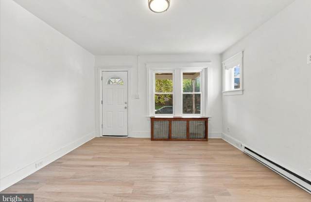 226 E 23RD Street Gallery 1