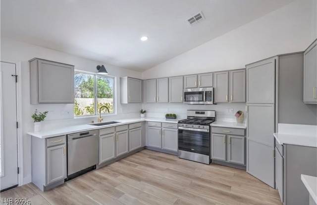 676 Pansy Place Gallery 3