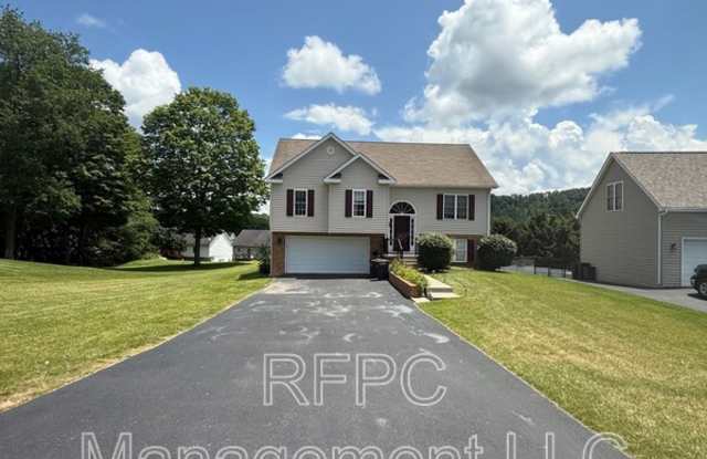 476 Brandon Dr Gallery 4