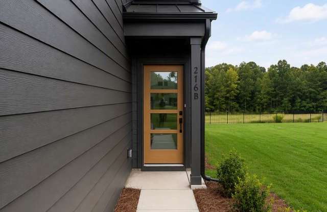 SAVE THIS HOLIDAY SEASON | 8 WEEKS FREE | Brand-New 3BR Home with 2-Car Garage Near Downtown Mooresville Gallery 4
