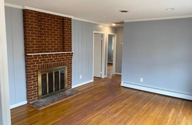10909 BYRD DRIVE Gallery 3