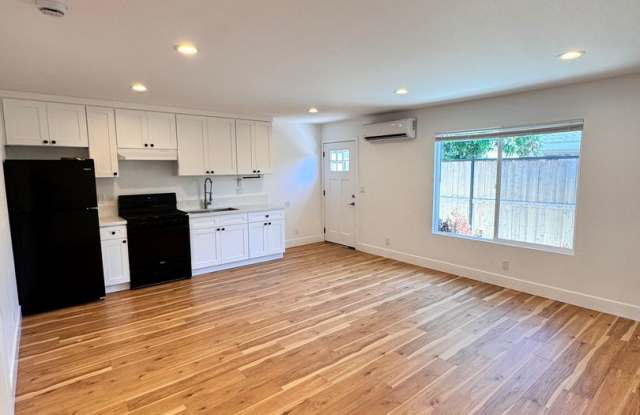 Large New Construction 1 bed 1 Bath Apartment for Rent In Los Alamitos! photos photos