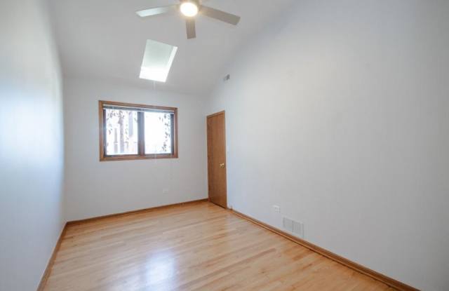 2428 West Taylor Gallery 2