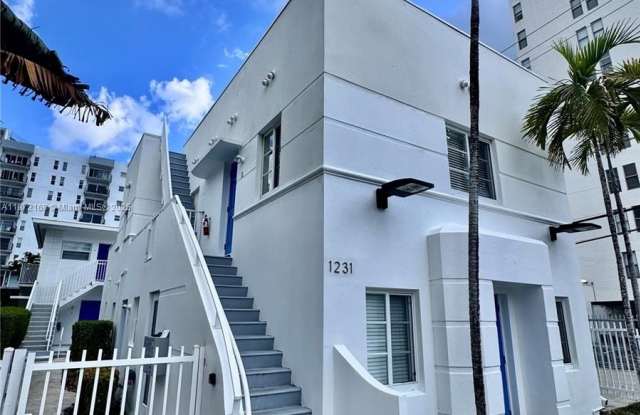 1231 13th St photos photos