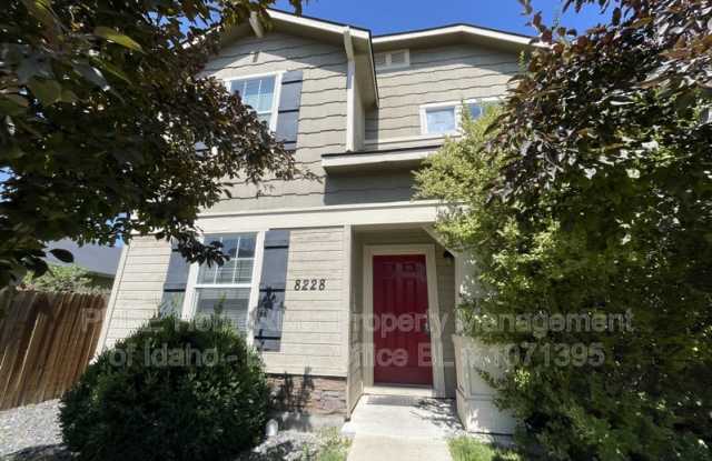 8228 W Mojave Dr Gallery 1