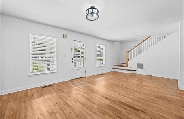 2429 Claude Street NW Gallery 4
