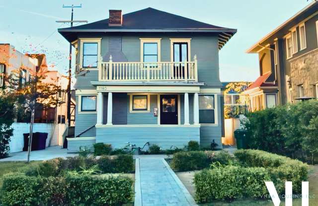 Expansive Six Bedroom House Steps from USC Campus! photos photos