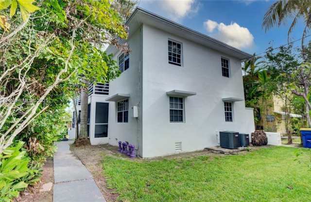 1791 Marseille Dr photos photos